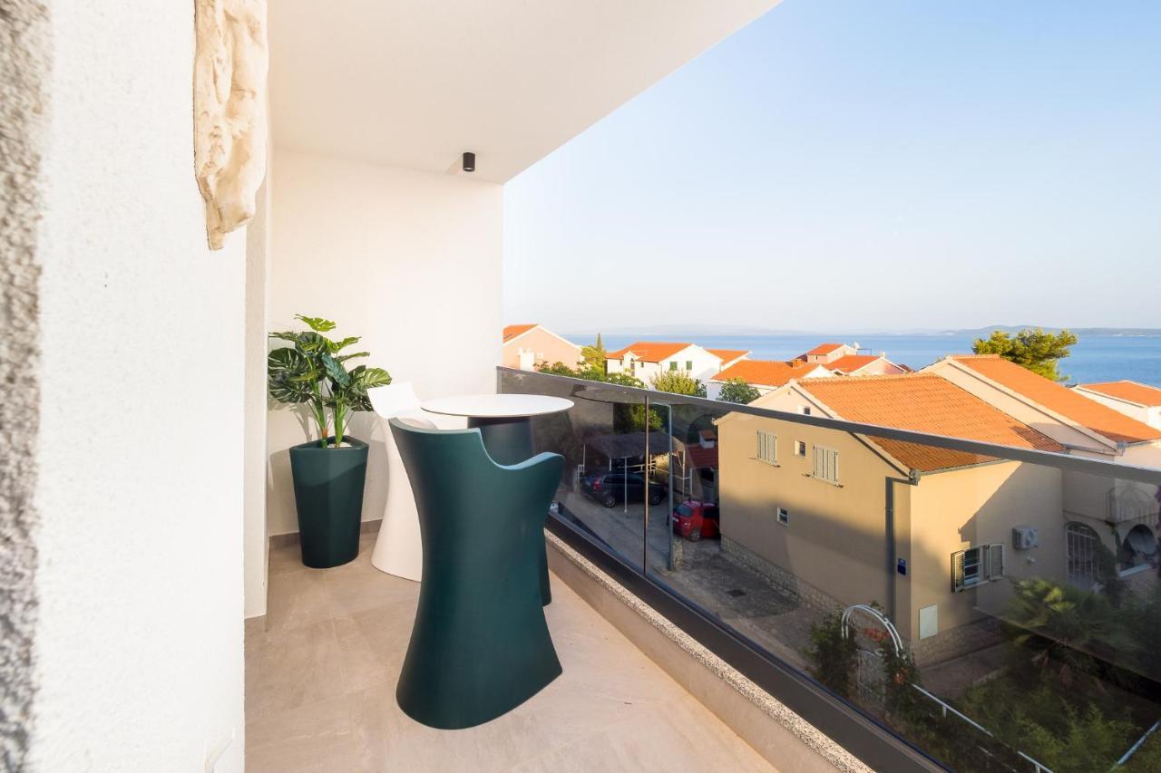 Luxury Apartment- Balcony- Private Rooftop And Jacuzzi- Common Pool โตรกีร์ ภายนอก รูปภาพ