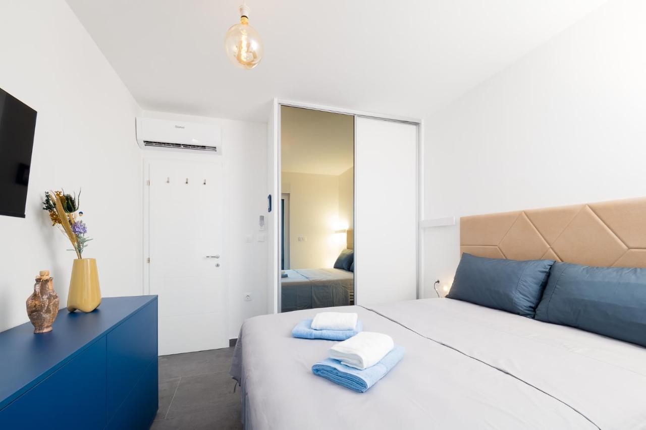 Luxury Apartment- Balcony- Private Rooftop And Jacuzzi- Common Pool โตรกีร์ ภายนอก รูปภาพ